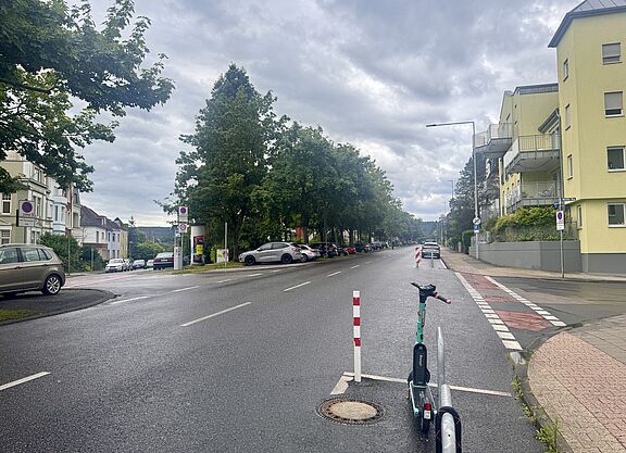 Lütticher Straße auf Höhe der Klemensstraße