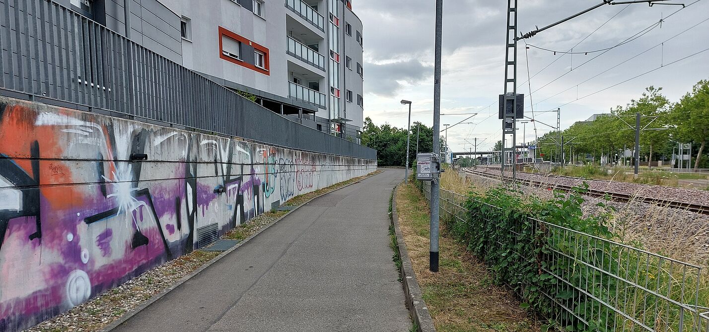 Radverkehrszähler am Geh- und Radweg Markomannenstraße Radverkehrszähler am Geh- und Radweg Markomannenstraße