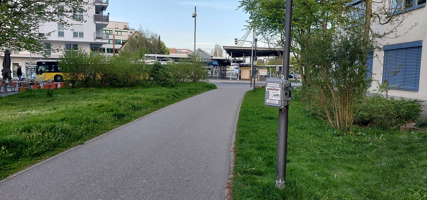 Radverkehrszähler beim Bahnhof Echterdingen Radverkehrszähler beim Bahnhof Echterdingen