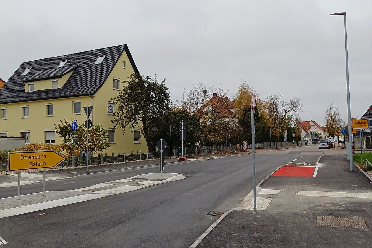 Anschluss und Querung Hauptstaße in Salach Anschluss und Querung Hauptstaße in Salach
