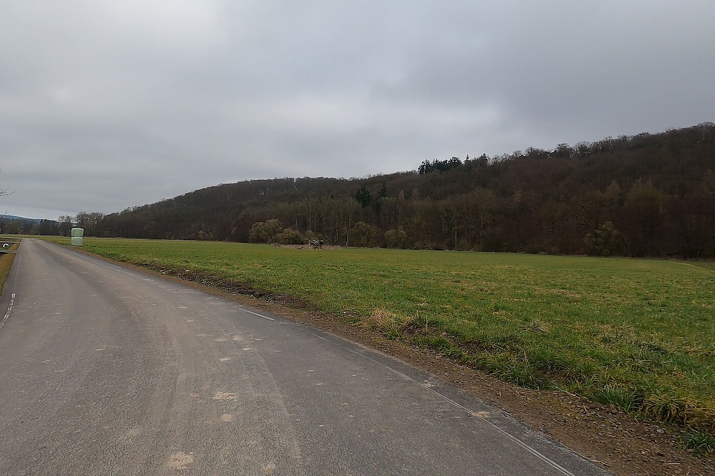 Neubau R4/Schwalmradweg Bischhausen - Niederurff Neubau R4/Schwalmradweg Bischhausen - Niederurff
