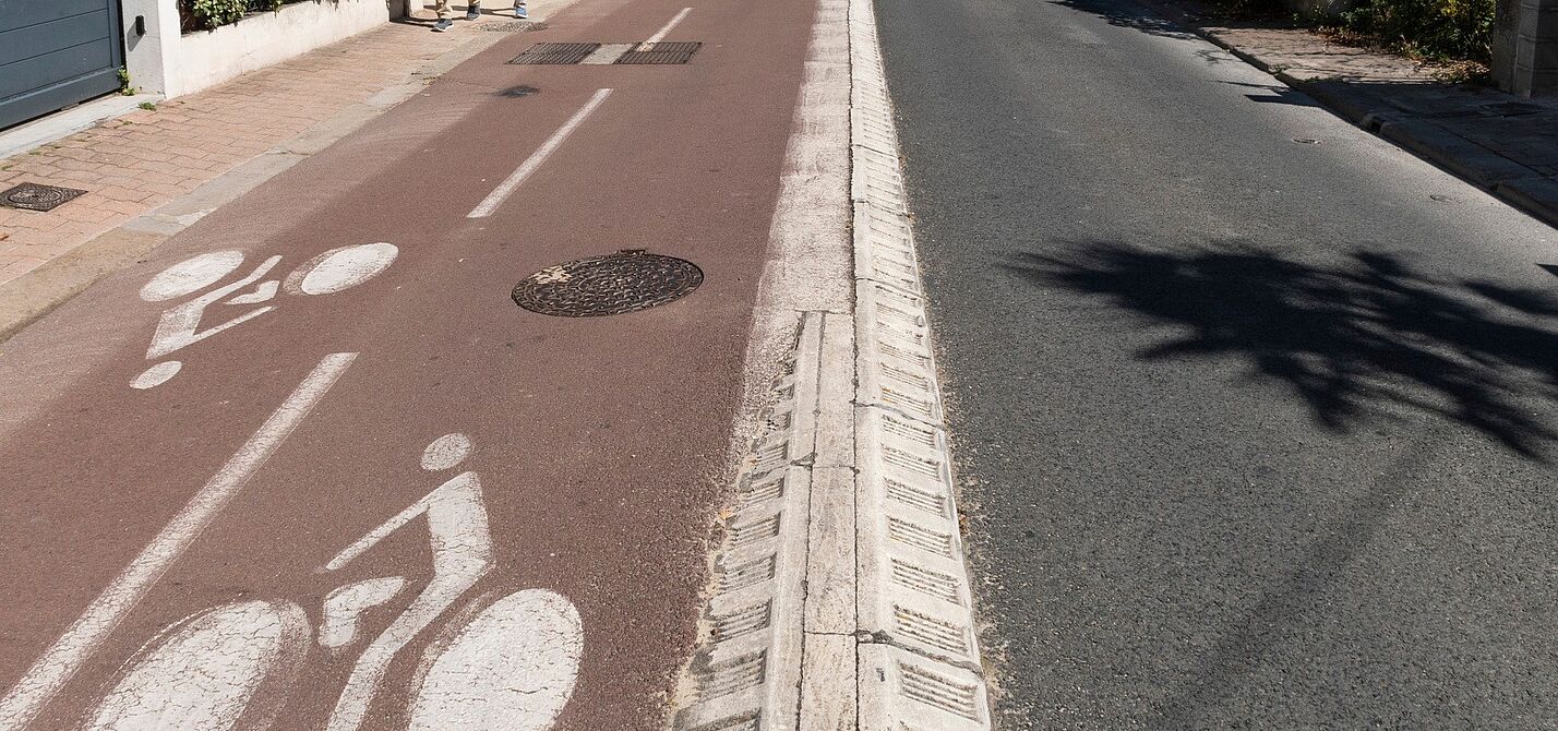 Geschützter Radfahrstreifen in Arcachon