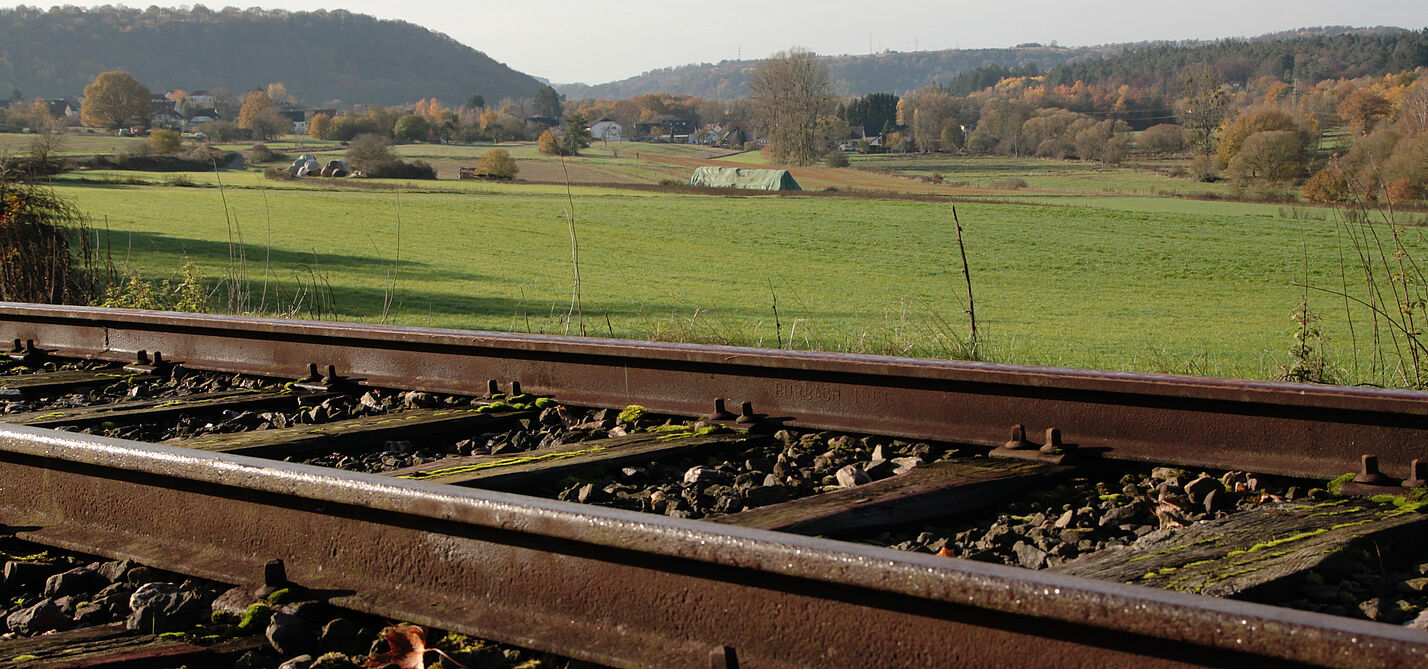 Gleis der Merzig-Büschfelder Eisenbahn nahe Bachem